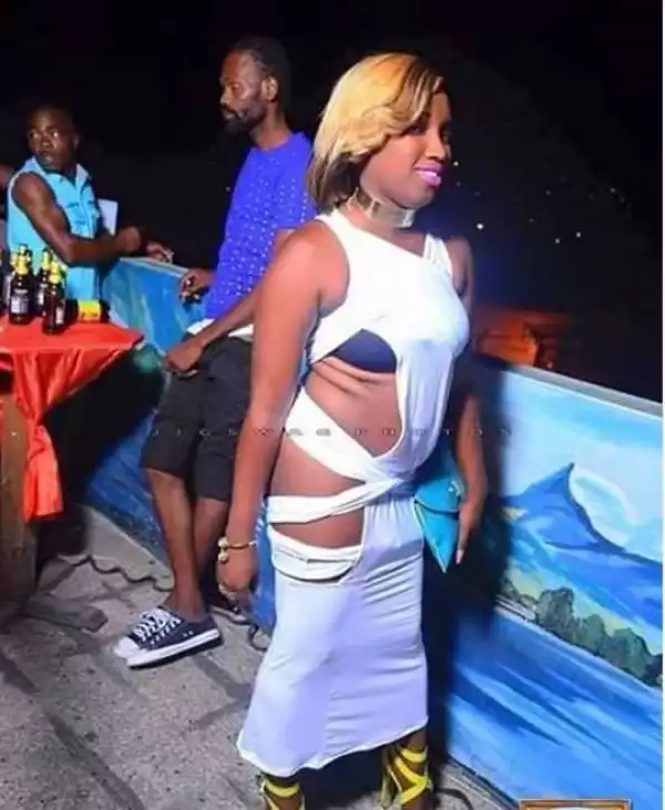 Damn It! You Will Not Believe What This Girl Wore in Public (Photo)